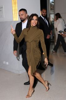 Eva Longoria feet photo thumbnail