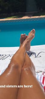 Eva Longoria feet photo thumbnail