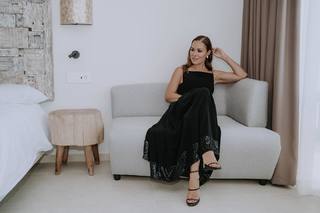 Eva Marciel feet photo 1