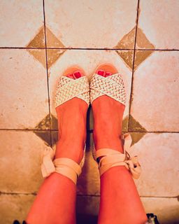 Eva Marciel feet photo 10