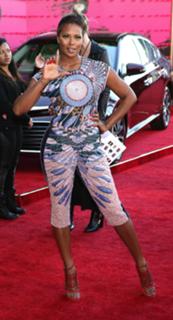 Eva Marcille feet photo thumbnail