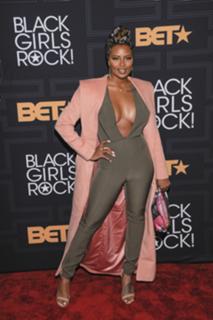 Eva Marcille feet photo thumbnail