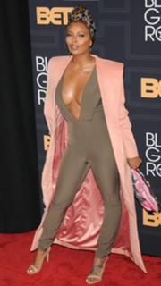 Eva Marcille feet photo thumbnail