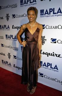 Eva Marcille feet photo thumbnail