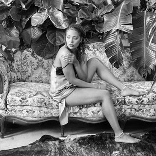 Eva Marcille feet photo 9