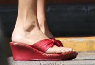 Eva Mendes feet photo thumbnail