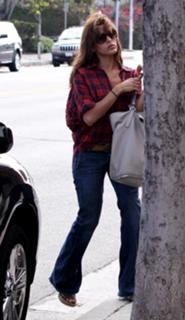 Eva Mendes feet photo thumbnail