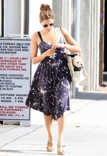 Eva Mendes feet photo thumbnail