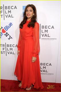 Eva Mendes feet photo thumbnail