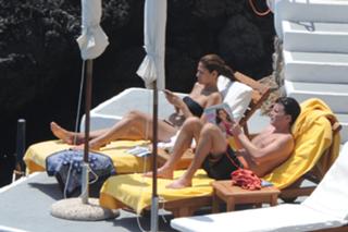 Eva Mendes feet photo thumbnail