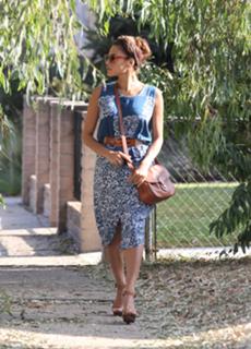 Eva Mendes feet photo thumbnail