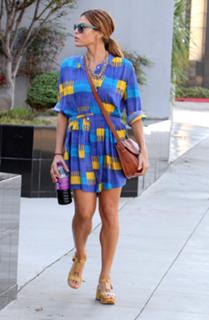 Eva Mendes feet photo thumbnail