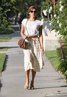 Eva Mendes feet photo thumbnail