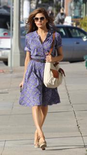 Eva Mendes feet photo thumbnail