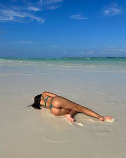 Eva Miller feet photo 9