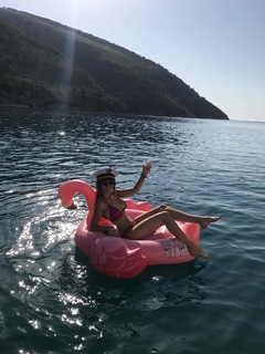 Eva Murati feet photo thumbnail