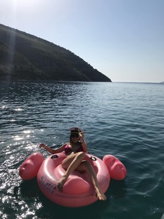 Eva Murati feet photo thumbnail