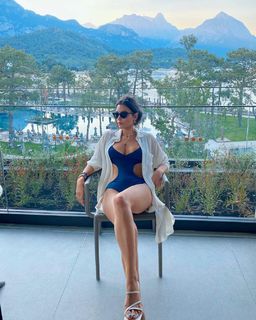 Eva Murati feet photo thumbnail