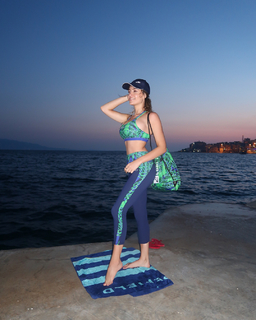 Eva Murati feet photo thumbnail
