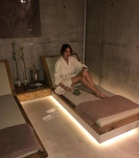 Eva Murati feet photo thumbnail