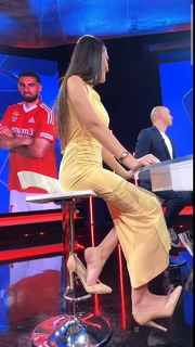 Eva Murati feet photo thumbnail