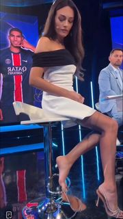 Eva Murati feet photo thumbnail