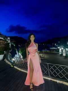 Eva Murati feet photo thumbnail