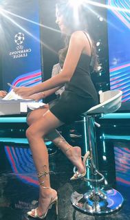 Eva Murati feet photo thumbnail