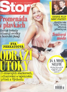 Eva Perkausová feet photo 17