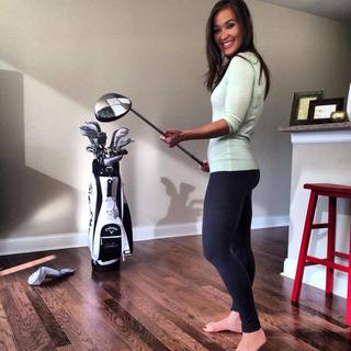 Eva Pilgrim feet photo 3