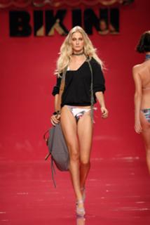 Eva Riccobono feet photo 12