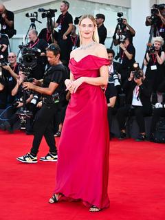 Eva Riccobono feet photo 3