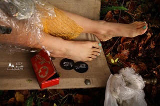Eva Samková feet photo 4