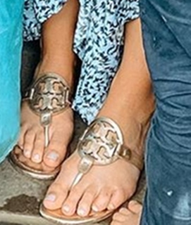 Eva Shockey feet photo 8