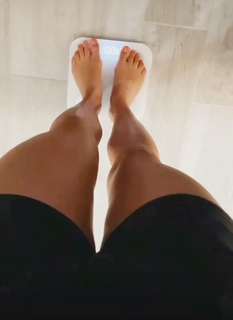 Eva Shockey feet photo 17