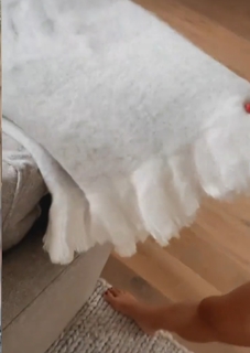 Eva Shockey feet photo 3