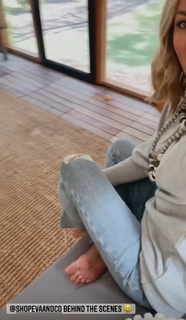 Eva Shockey feet photo 13