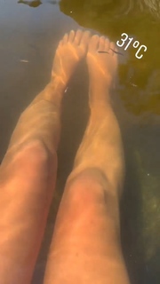 Eva Vlaardingerbroek feet photo 7