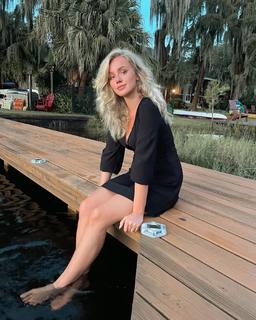 Eva Vlaardingerbroek feet photo 16