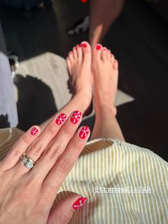 Evaluna Montaner feet photo 1