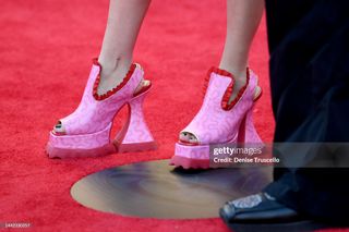 Evaluna Montaner feet photo 4
