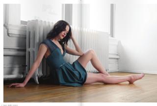 Evan Rachel Wood feet photo thumbnail
