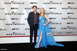 Evan Rachel Wood feet photo thumbnail