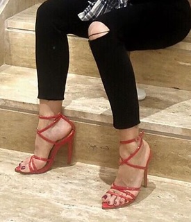 Evangelina Anderson feet photo 3