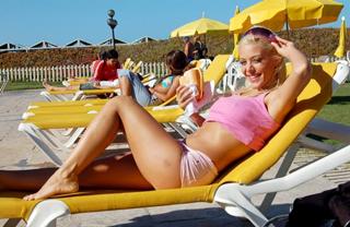 Evangelina Anderson feet photo 14