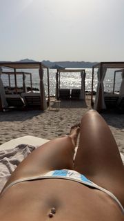 Evangelina Anderson feet photo 2