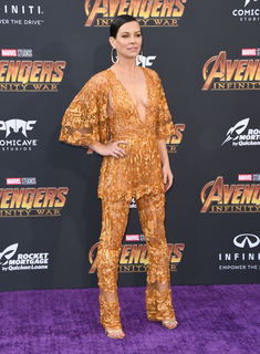 Evangeline Lilly feet photo thumbnail