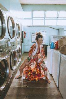 Evangeline Lilly feet photo thumbnail
