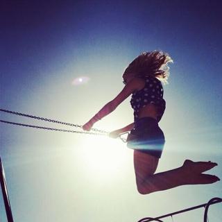 Evanna Lynch feet photo thumbnail