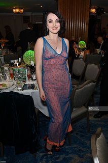 Evanna Lynch feet photo thumbnail